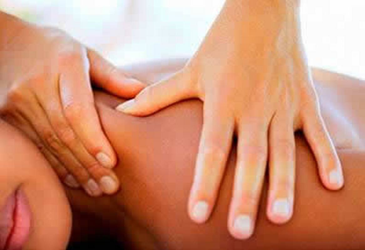 Therapeutische massage behandeling bij Sinnevitaal.nl in Drachten